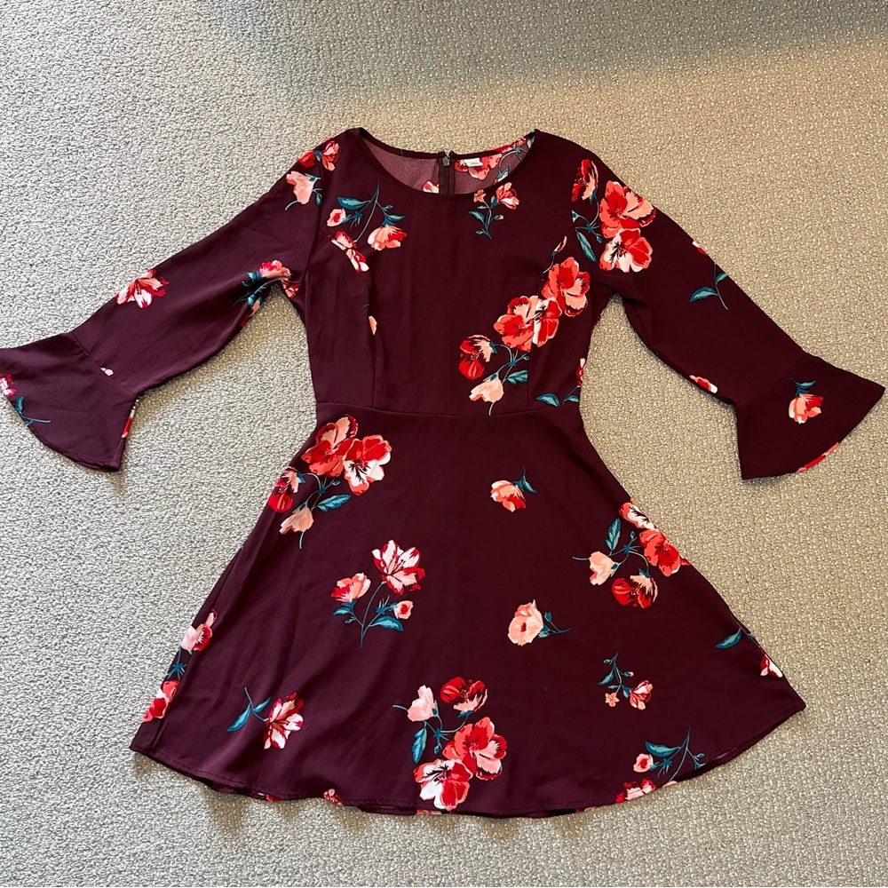 LIKE NEW Old Navy fit and flare mini dress